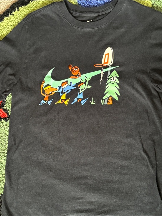 Nike Other - Nike Graphic Tee